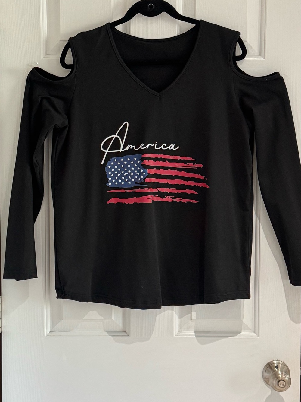 Cold-Shoulder 'America' Flag V-Neck Top - Black